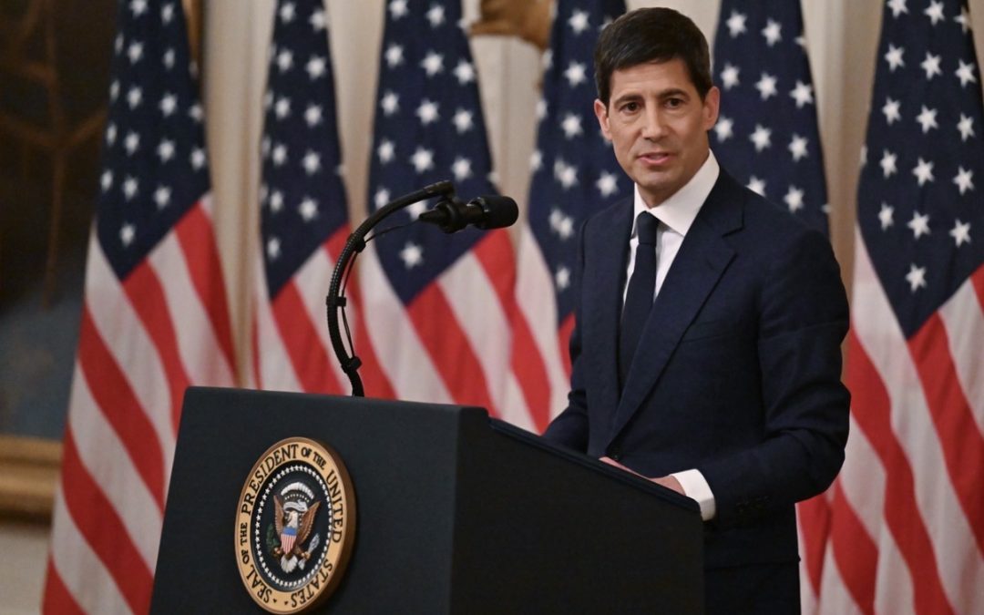 Fed Chairman Warsh Caught Between Rock and Hard Place